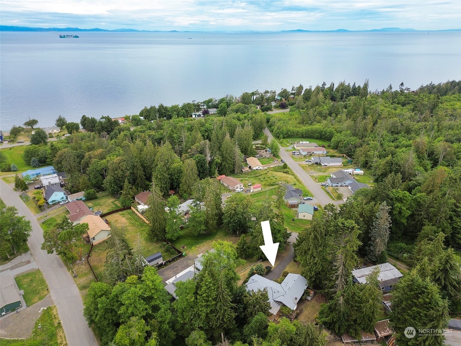 Property Photo:  162 Stuart Drive  WA 98362 