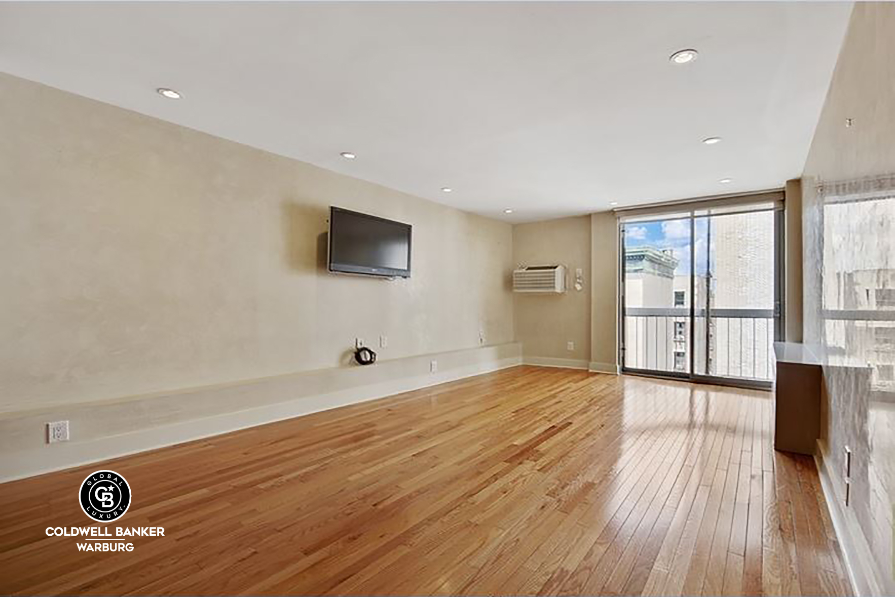 Property Photo: 184 Thompson Street 5G NY 10012