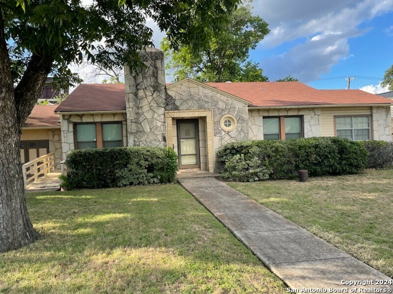 295 El Monte Blvd  San Antonio TX 78212 photo