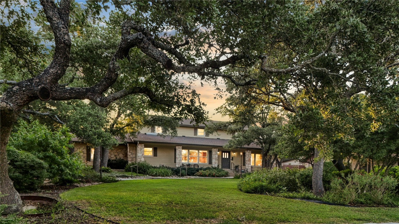 Property Photo:  8504 La Tosca Drive  TX 78737 