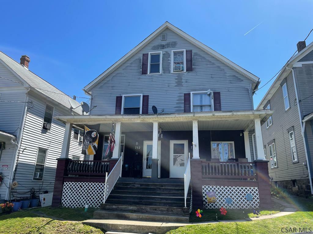 Property Photo:  752-754 Highland Avenue  PA 15902 