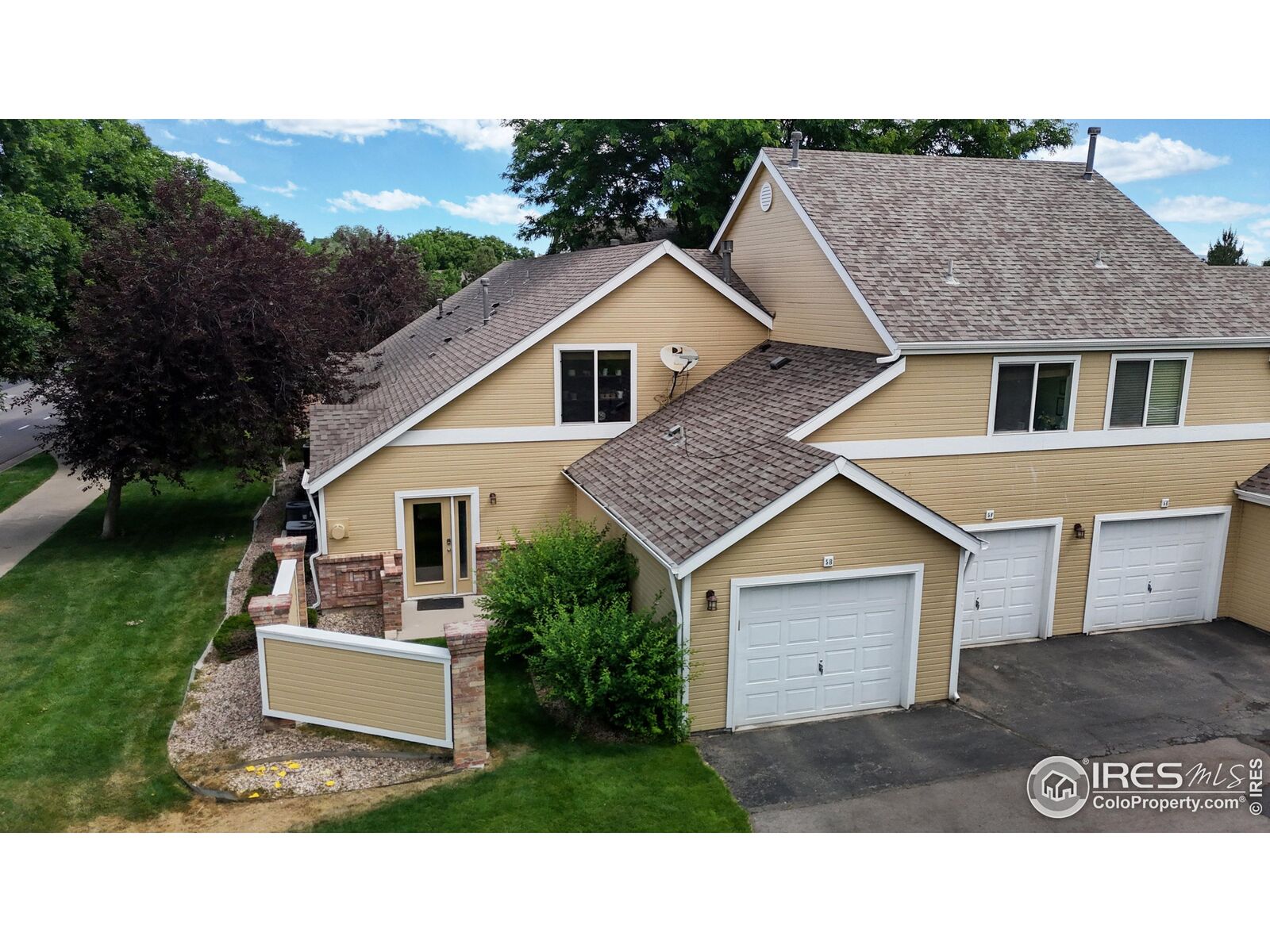 Property Photo: 1021 Rolland Moore Dr 5B CO 80526