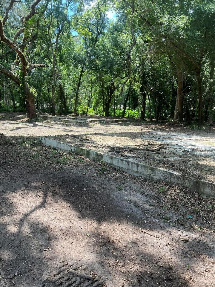 Property Photo: 7415 20th Street FL 33540