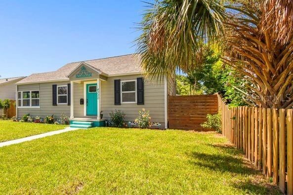 Property Photo: 4320 3rd Avenue N FL 33713