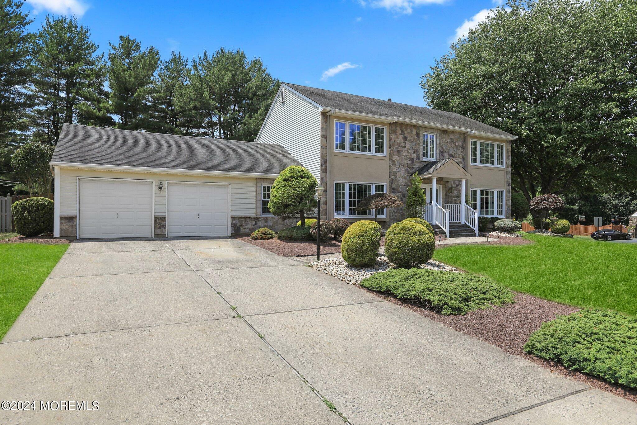 Property Photo:  2 Cedar Court  NJ 07746 