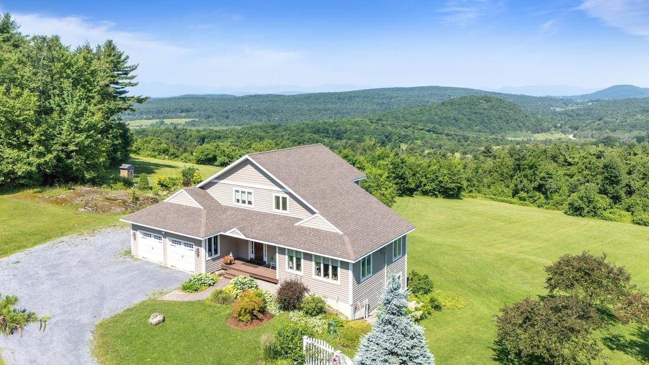 Property Photo:  420 Boro Hill Road  VT 05469 