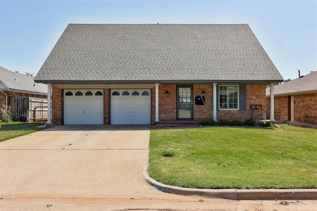 Property Photo: 3420 Oak Grove Drive OK 73110