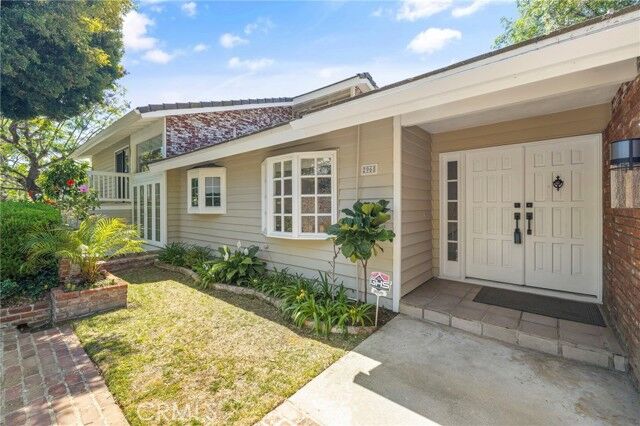 Property Photo: 2965 Lakeview Way CA 92835