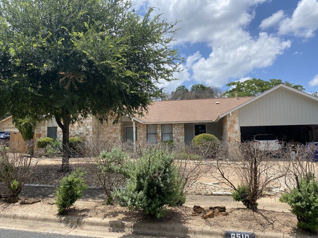 Property Photo: 6510 Harrogate Drive TX 78759