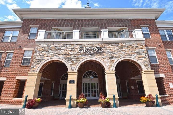 2055 26th Street S 5-308  Arlington VA 22206 photo