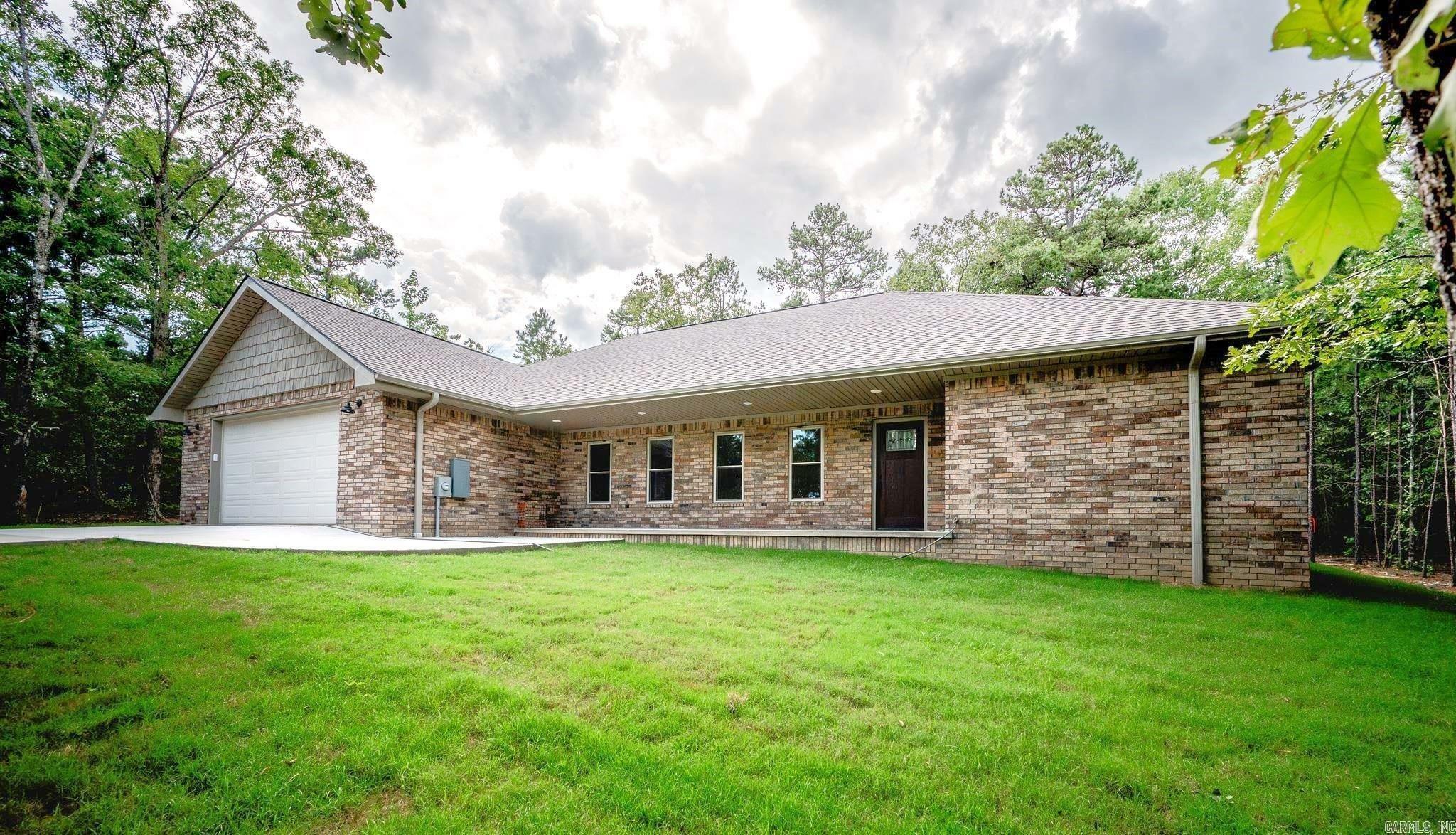 Property Photo:  91 Red Oak  AR 71953 