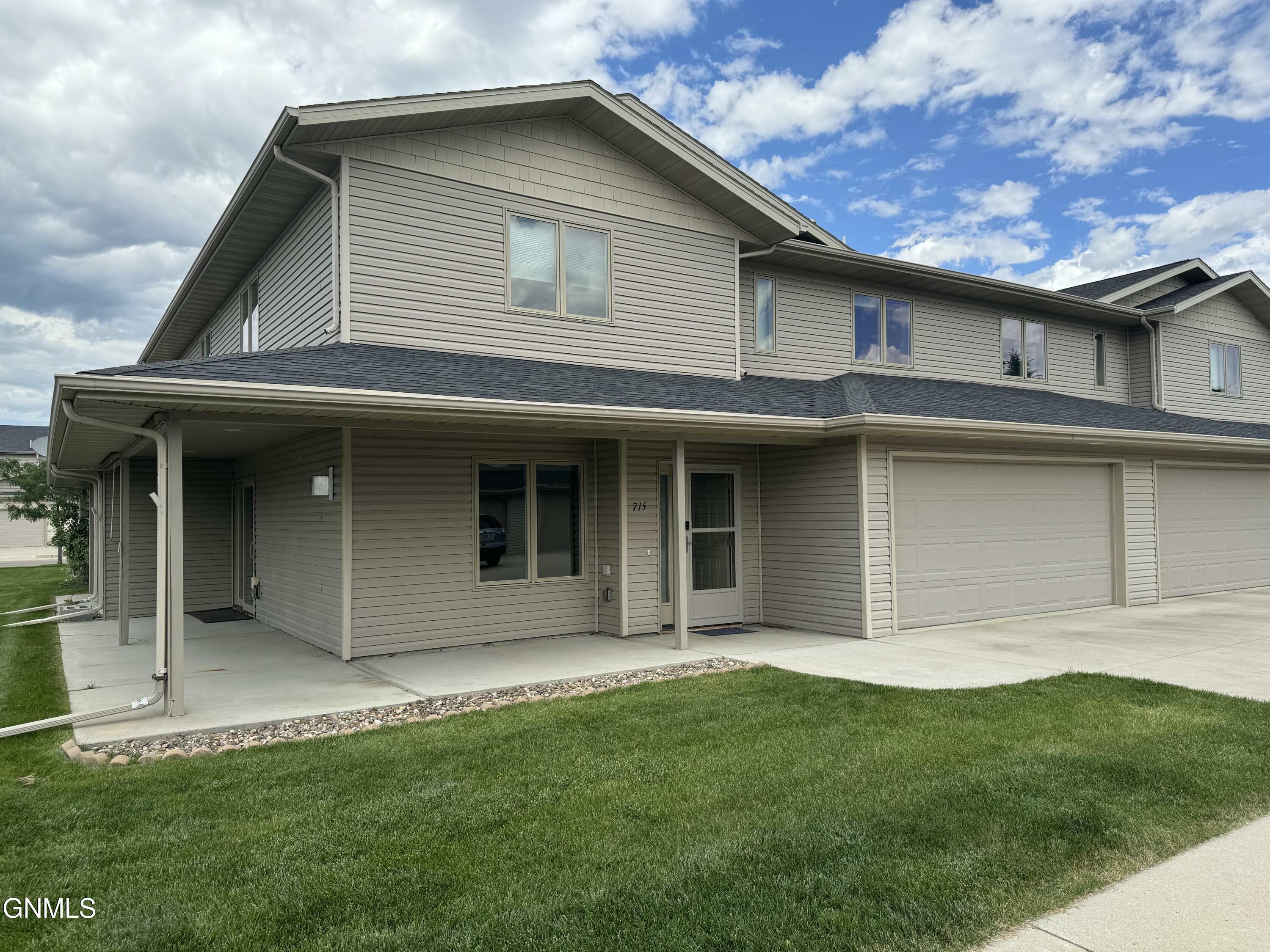 Property Photo:  715 Compass Loop  ND 58504 