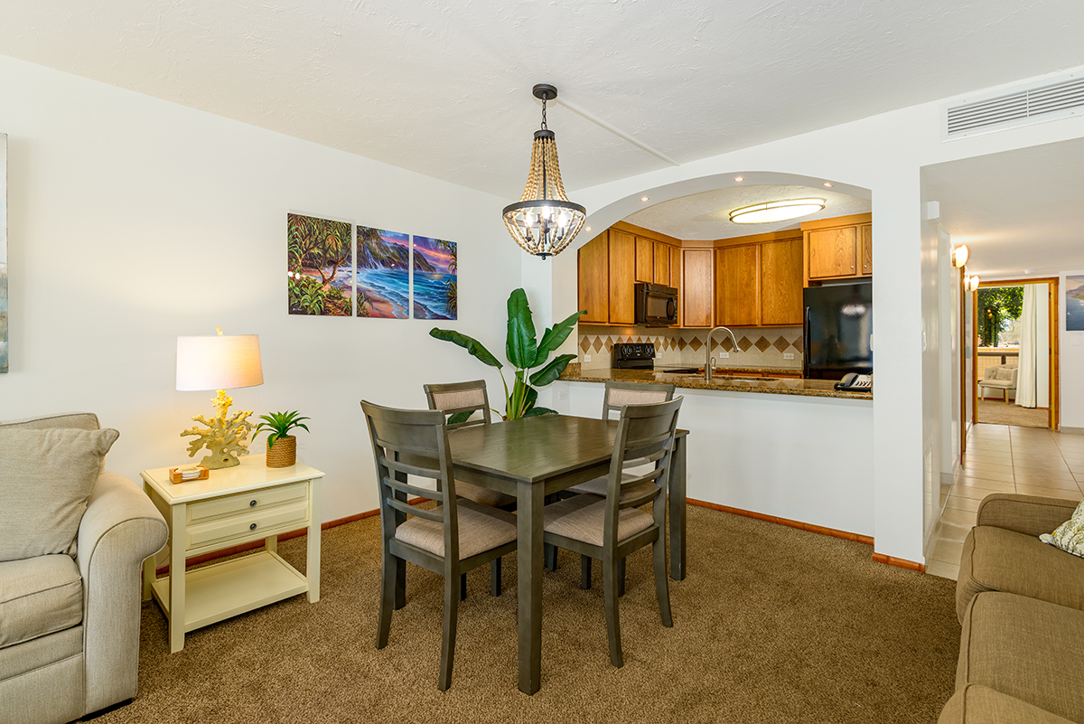 Property Photo:  75-6106 Alii Dr 305  HI 96740 