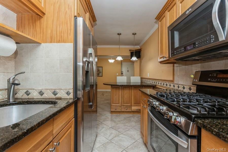 Property Photo:  126 Church Street 2C  NY 10805 