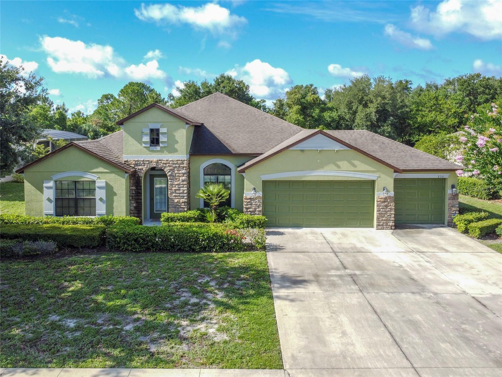 Property Photo:  256 Glen Abbey Lane  FL 32713 