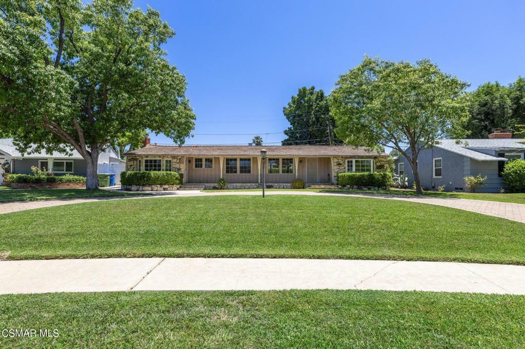 Property Photo:  7714 Lasaine Avenue  CA 91325 