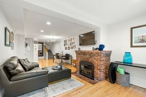 Property Photo:  69 St. Botolph 1  MA 02116 