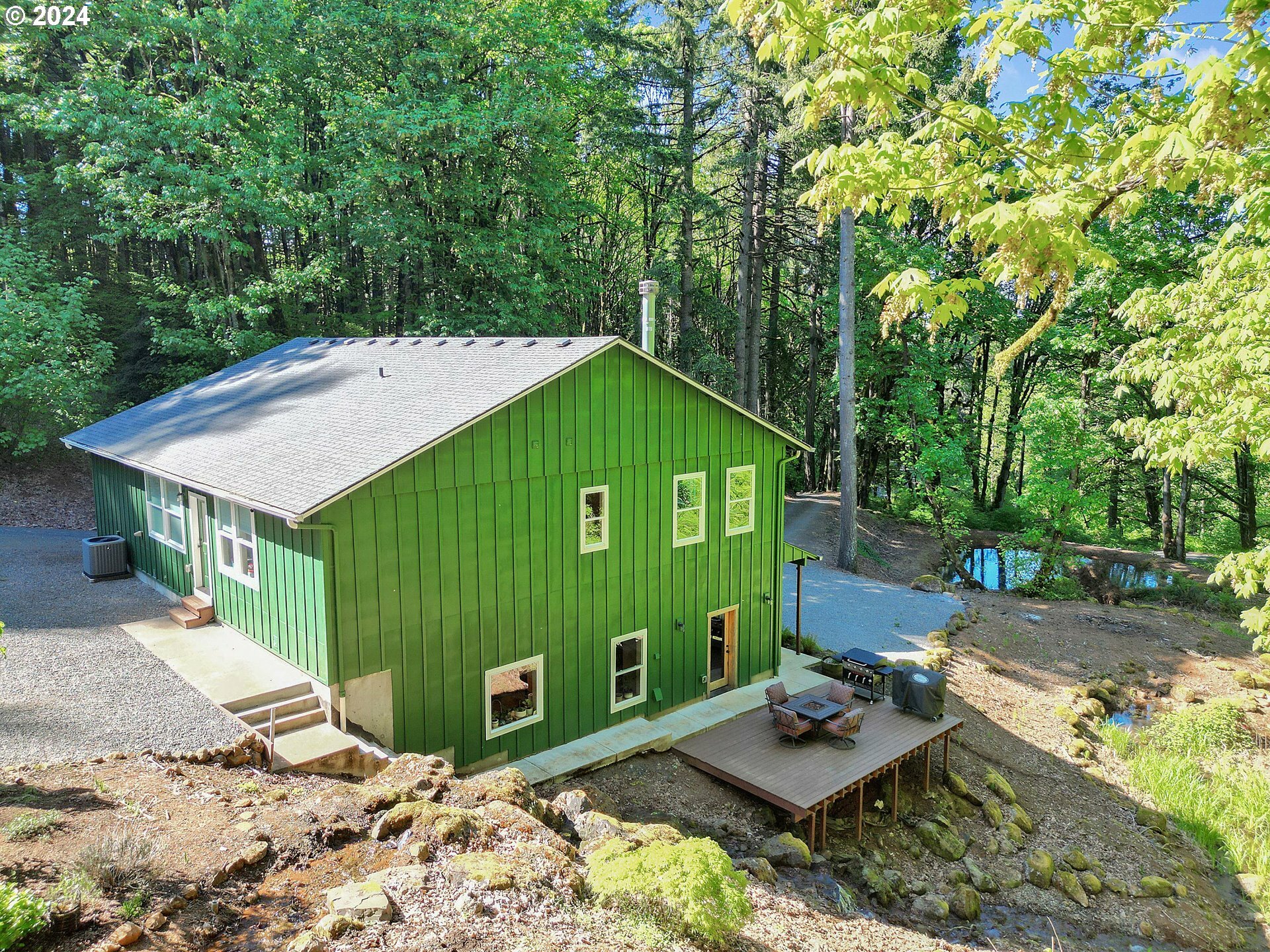 Property Photo:  41288 Rodgers Mountain Loop  OR 97374 