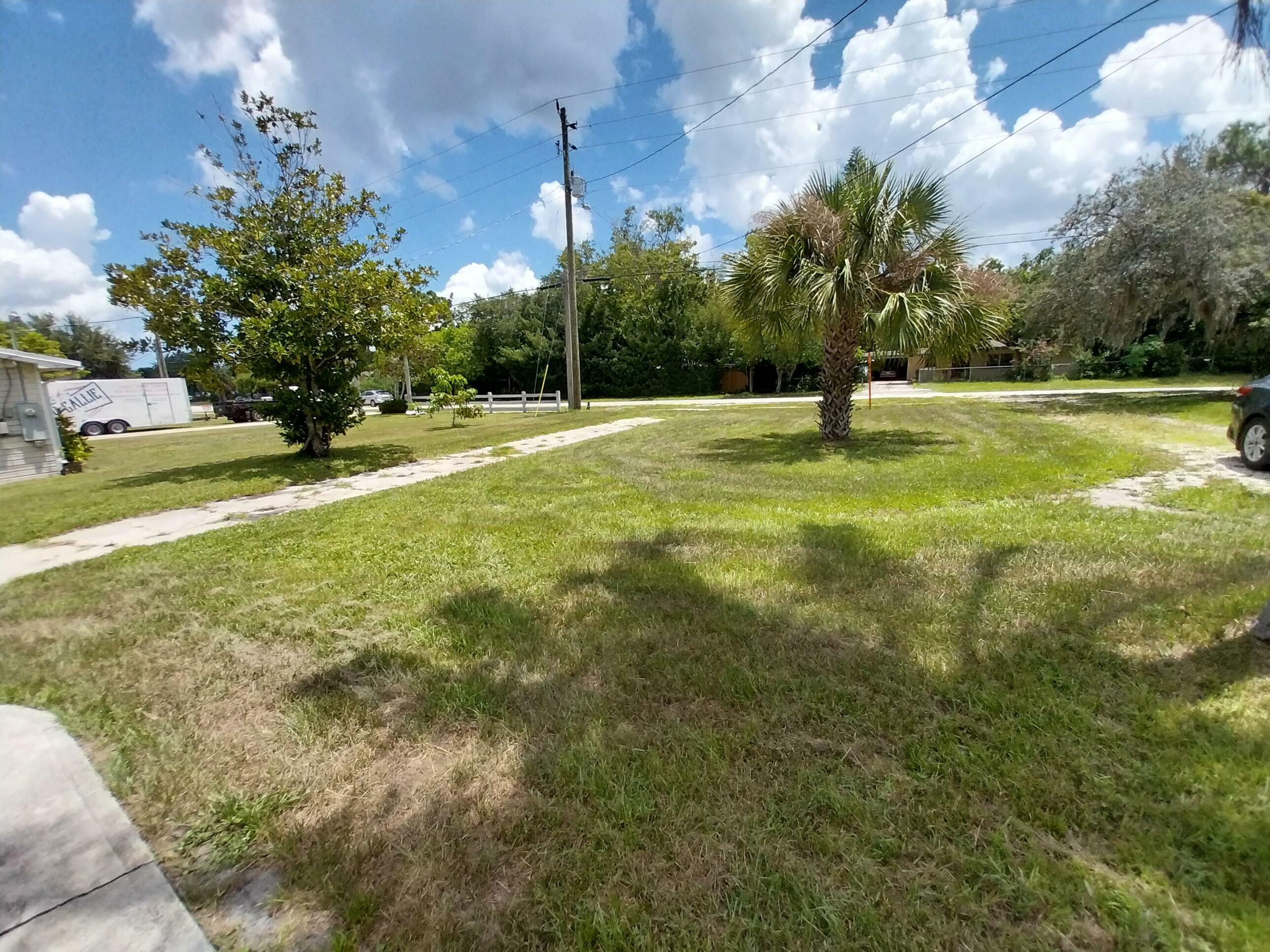 Property Photo:  1390 S Park Avenue  FL 32780 