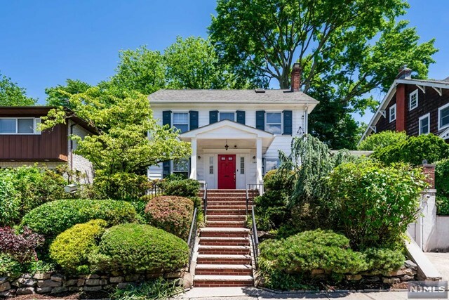 Property Photo:  189 Highwood Avenue  NJ 07605 