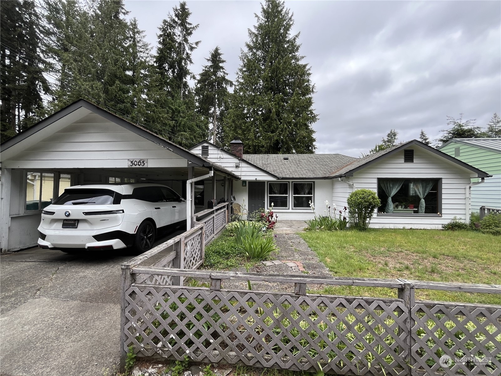 Property Photo:  5003 236th Street SW  WA 98043 