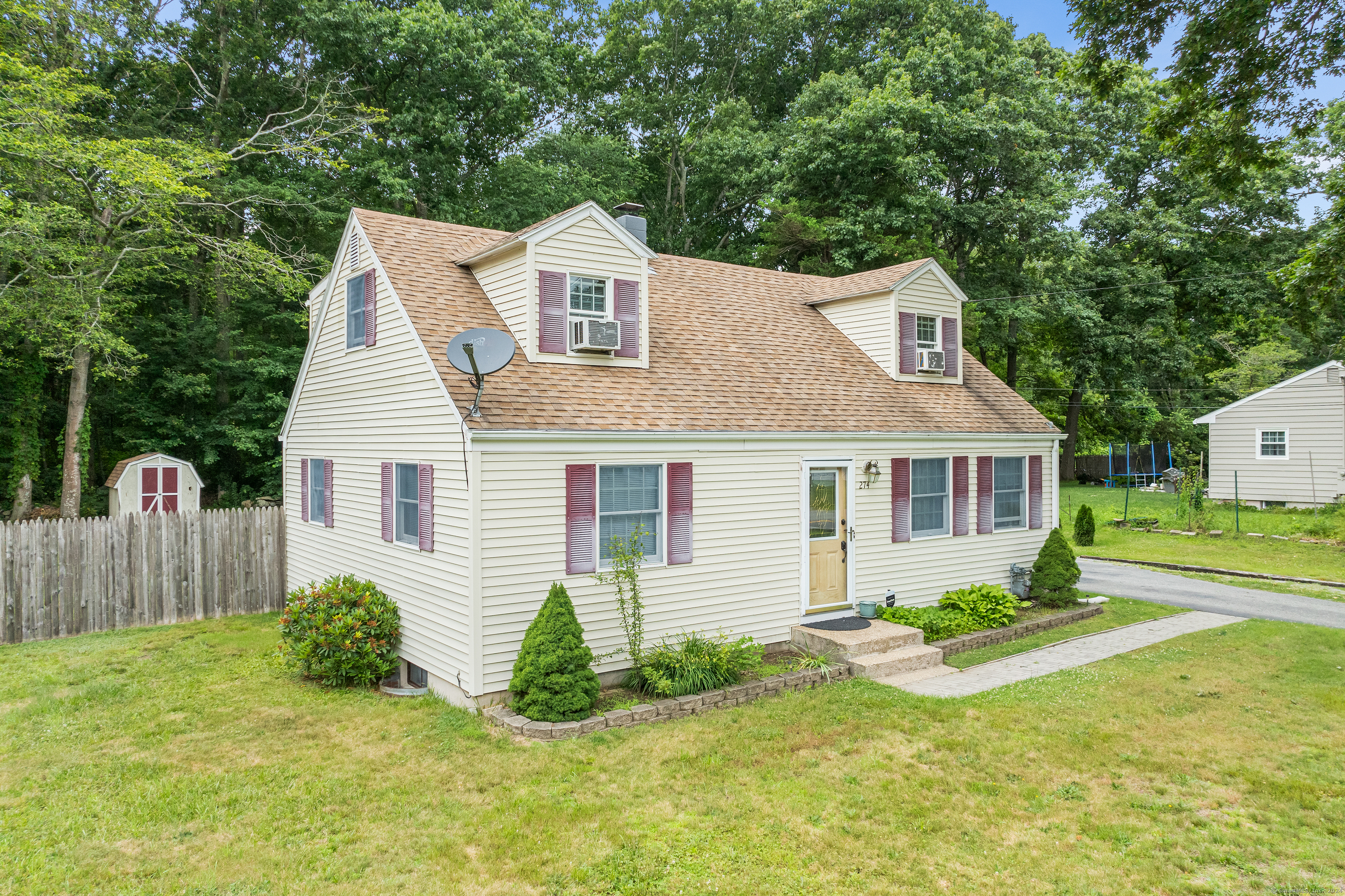 Property Photo: 274 Connecticut Boulevard CT 06370