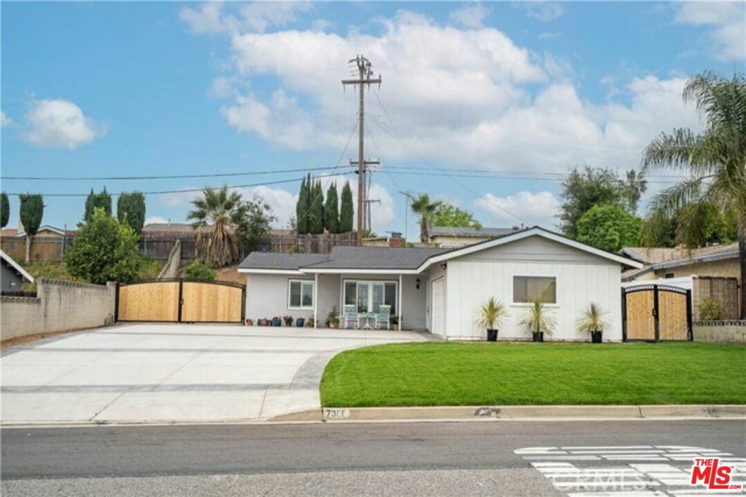 Property Photo:  7386   Alta Cuesta Dr  CA 91730 