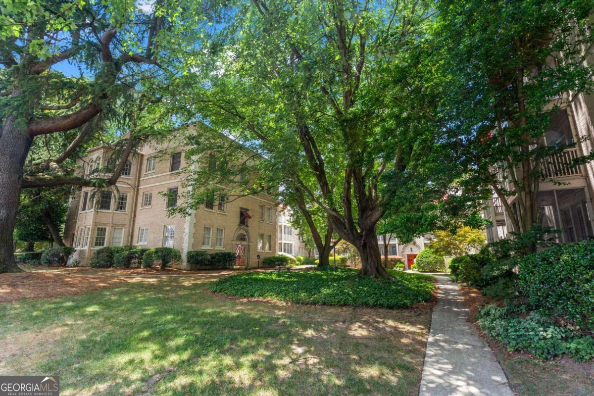 Property Photo:  2230 Peachtree Road NW A6  GA 30309 