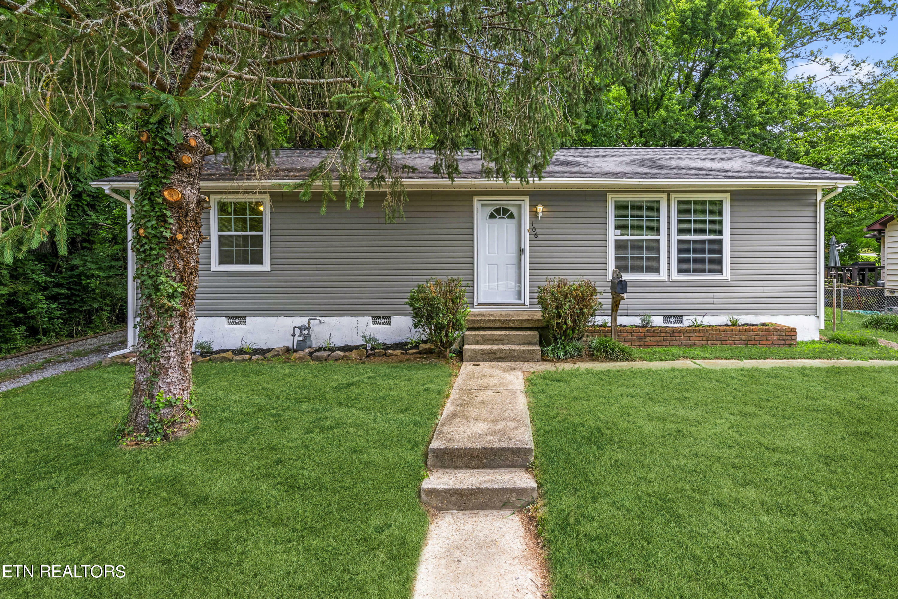 Property Photo:  106 Ashland Lane  TN 37830 