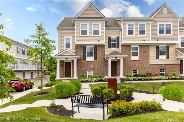 Property Photo: 4931 Treeside Lane MI 48098