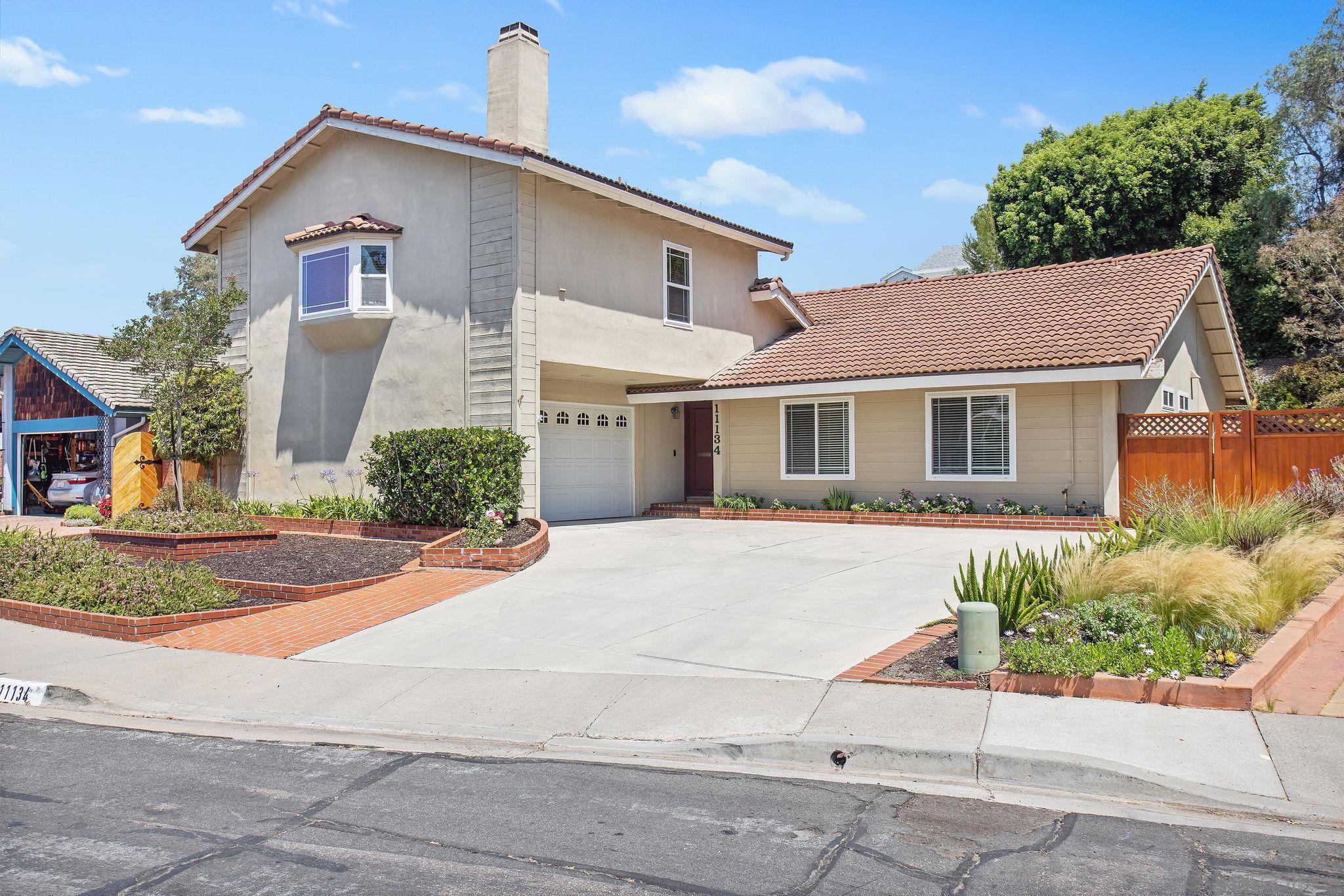 Property Photo: 11134 Saunders Ct CA 92131