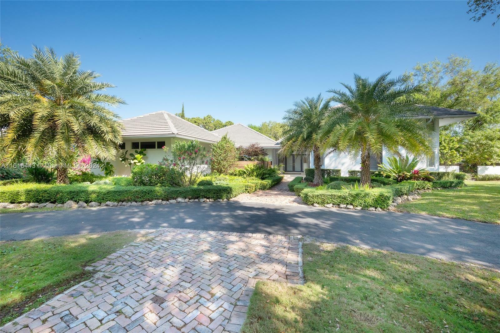 Property Photo:  8441 SW 114th St  FL 33156 