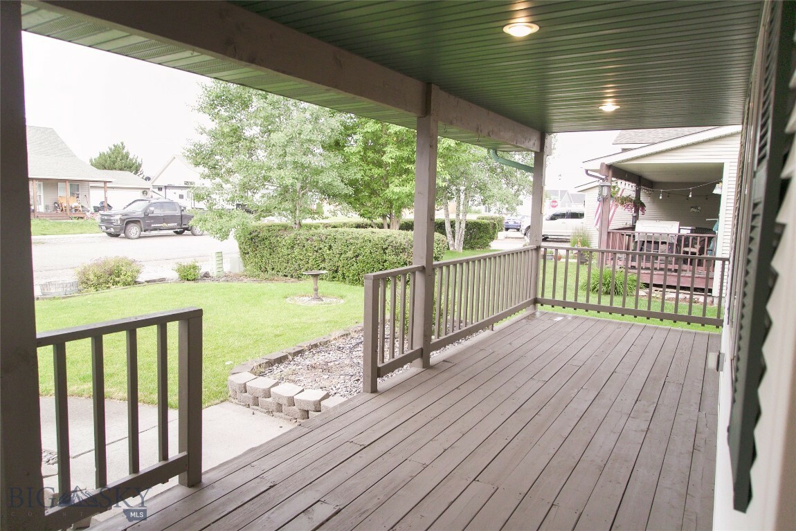 Property Photo:  1215 Cardinal Drive  MT 59714 