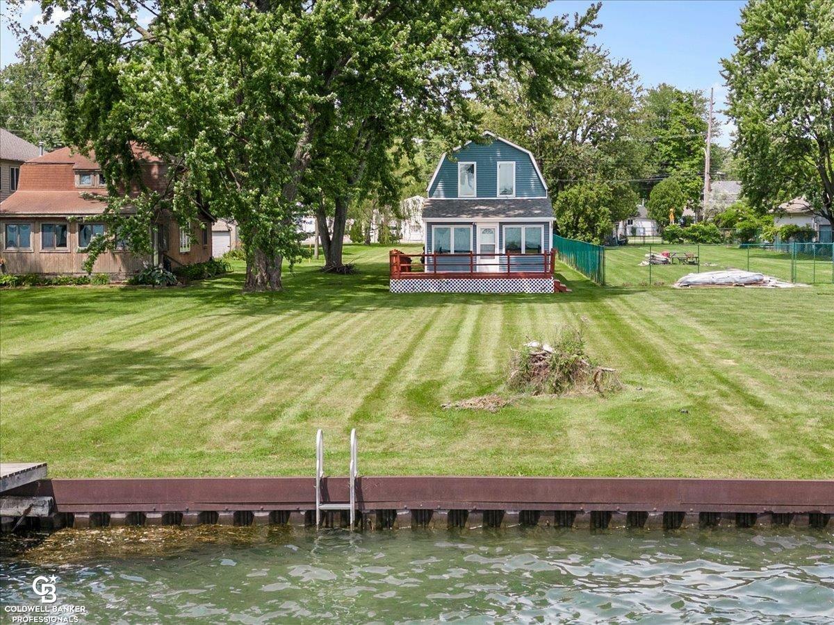 Property Photo:  6051 Pointe Tremble Rd  MI 48001 