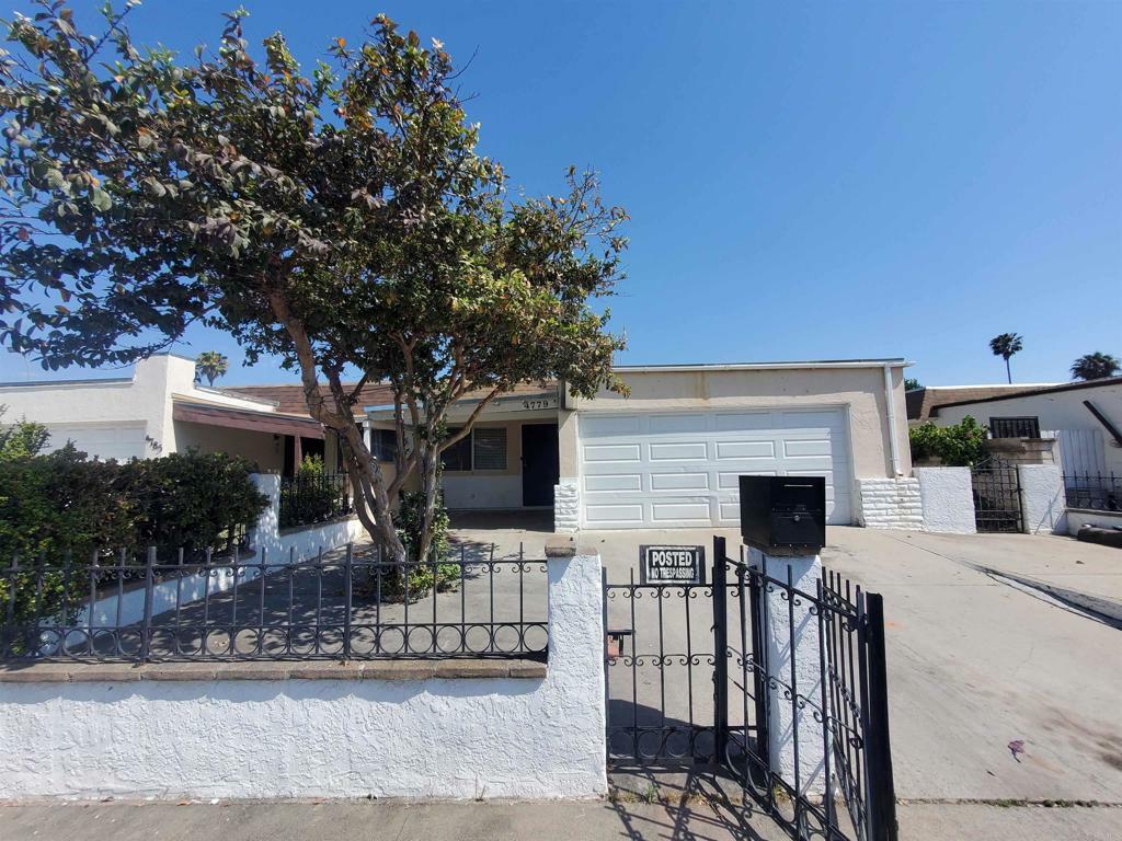 Property Photo:  4779 Calle Los Santos  CA 92057 