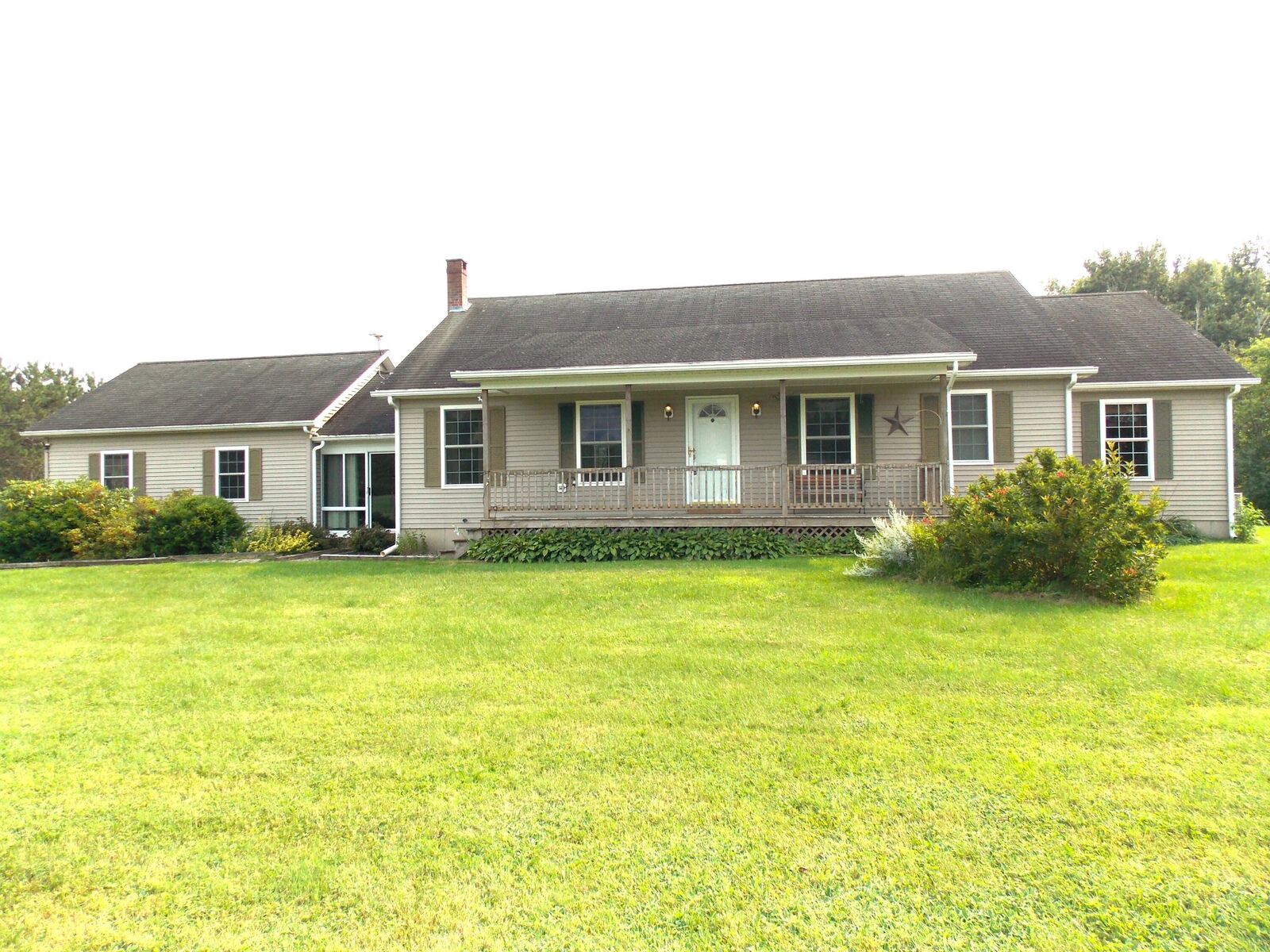 Property Photo:  196 Fuller Road  ME 04401 