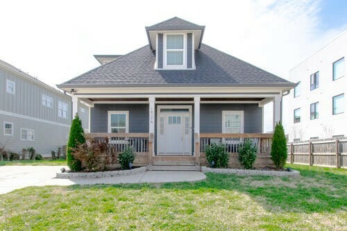 Property Photo:  1917 9th Ave N  TN 37208 