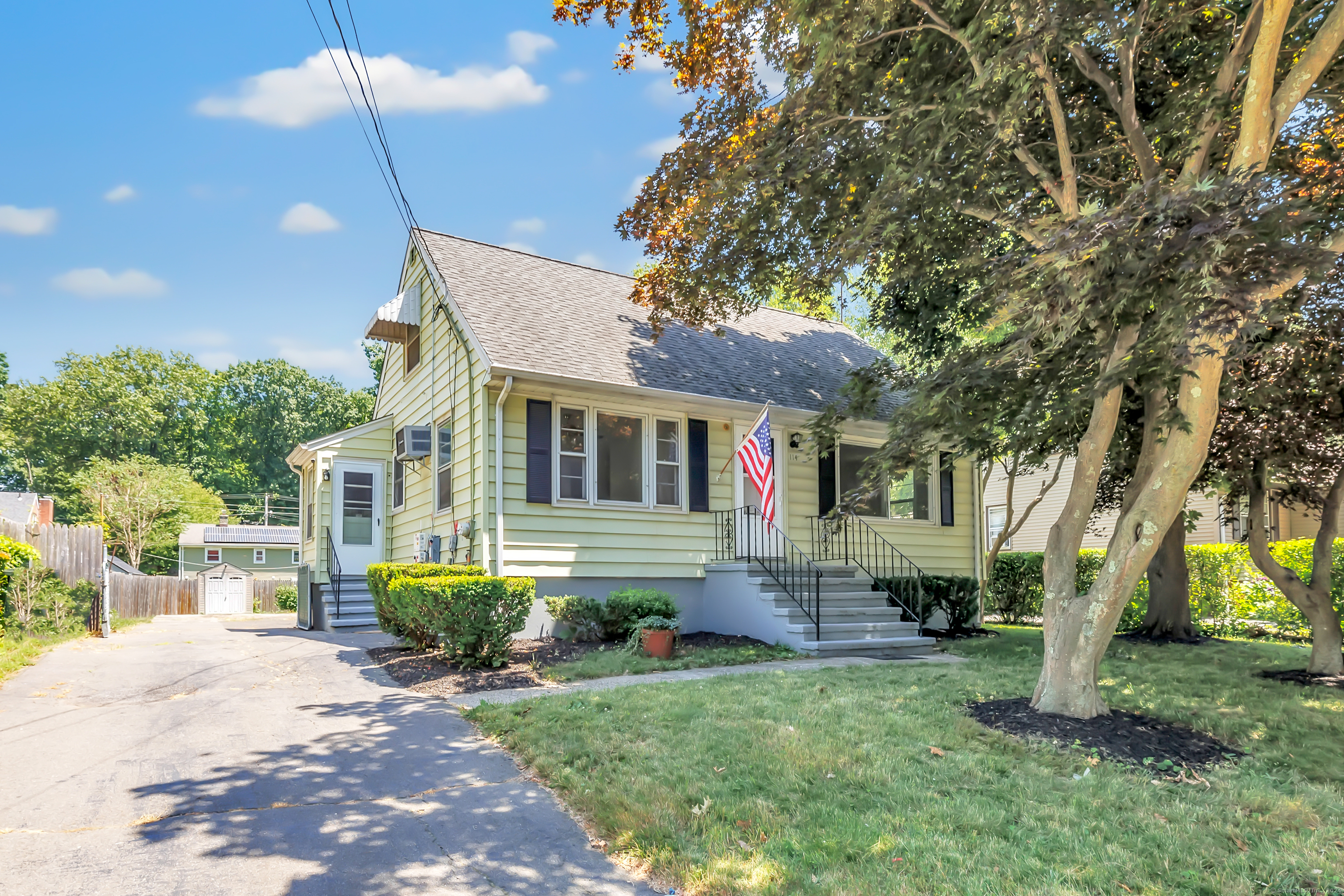 Property Photo:  114 Lakeside Drive  CT 06606 