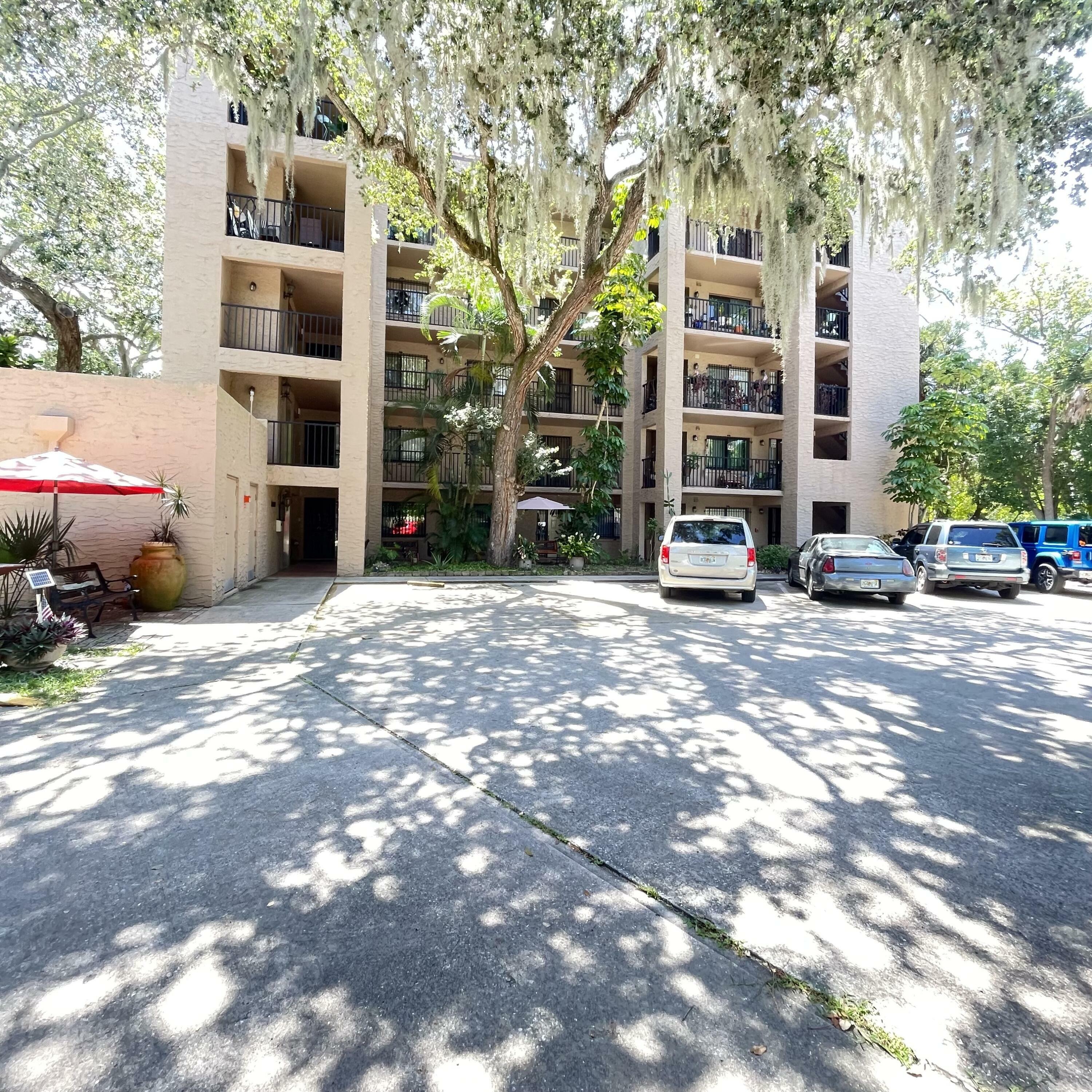 Property Photo:  1540 Riverside Drive  FL 32780 