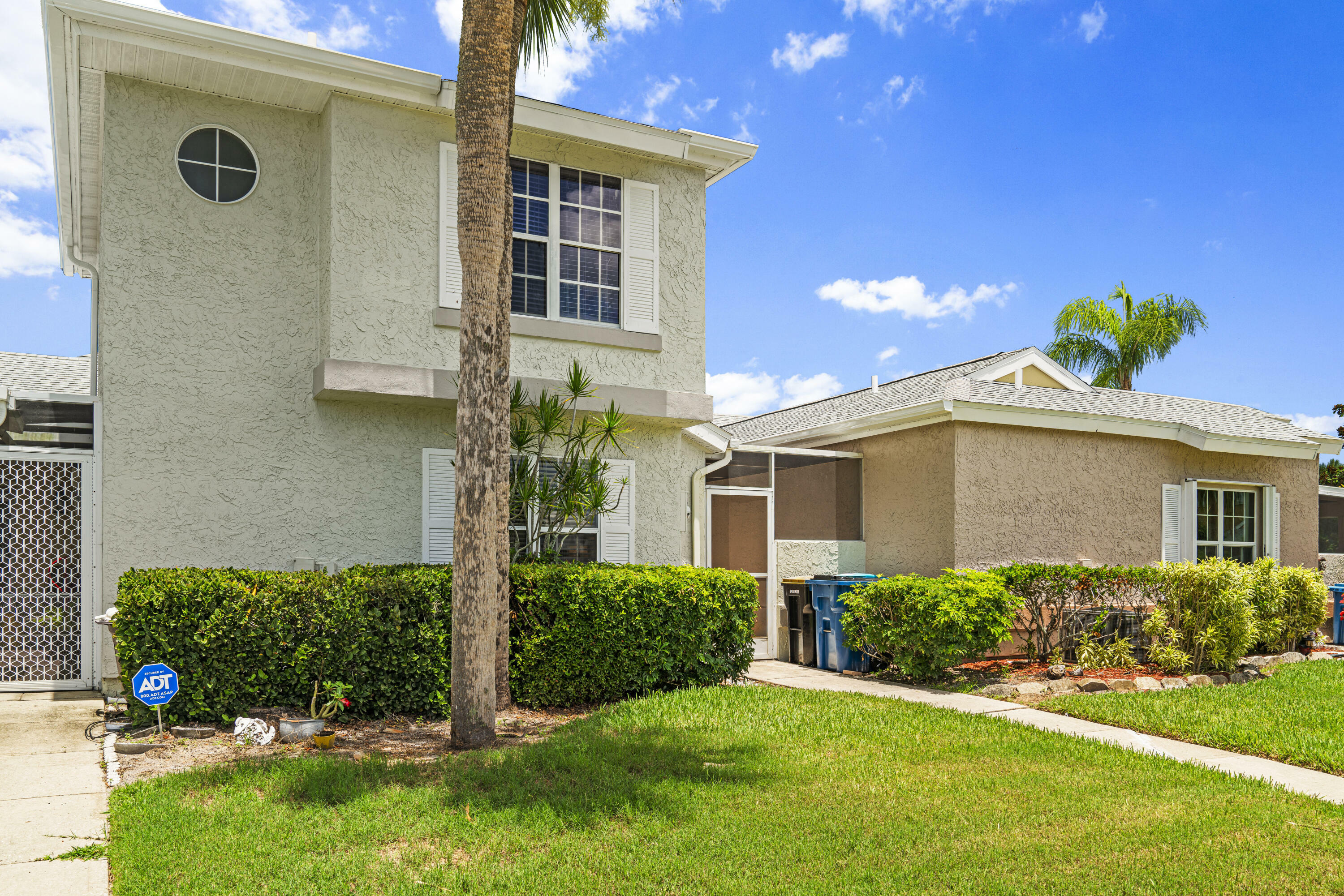 Property Photo:  1470 Malibu Circle NE  FL 32905 