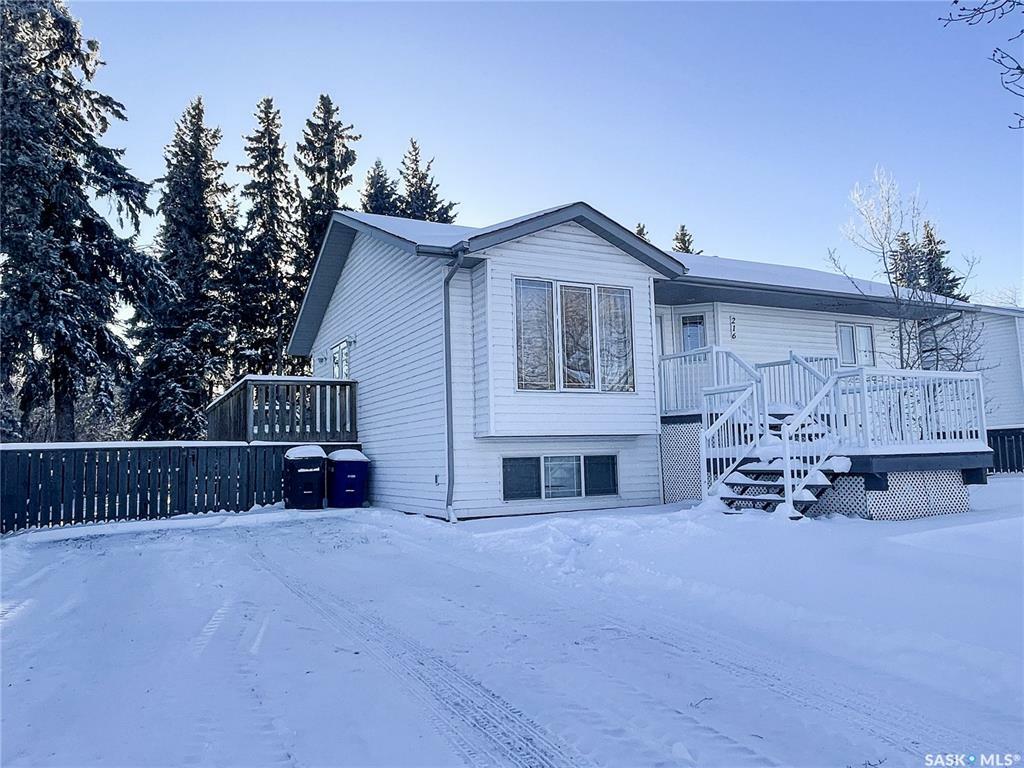 Property Photo:  216 Centre Avenue  SK S9X 2H2 