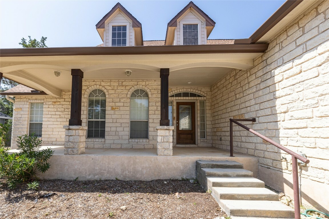 Property Photo:  86 Ridgewood Circle  TX 78676 