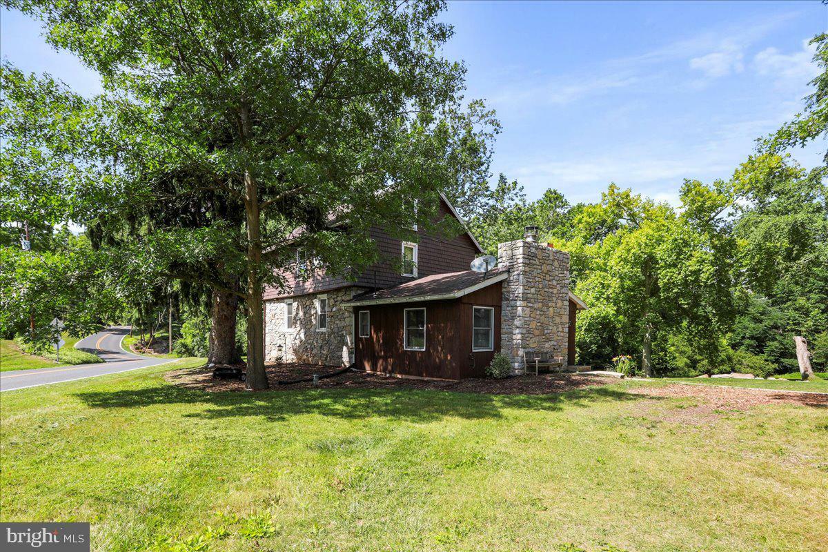 Property Photo:  1206 Ragged Edge Road  PA 17202 