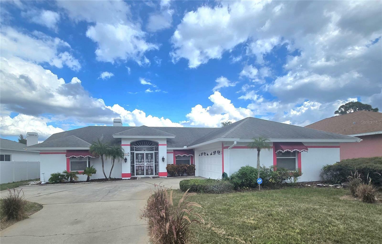 Property Photo:  3014 Westridge Drive  FL 34691 