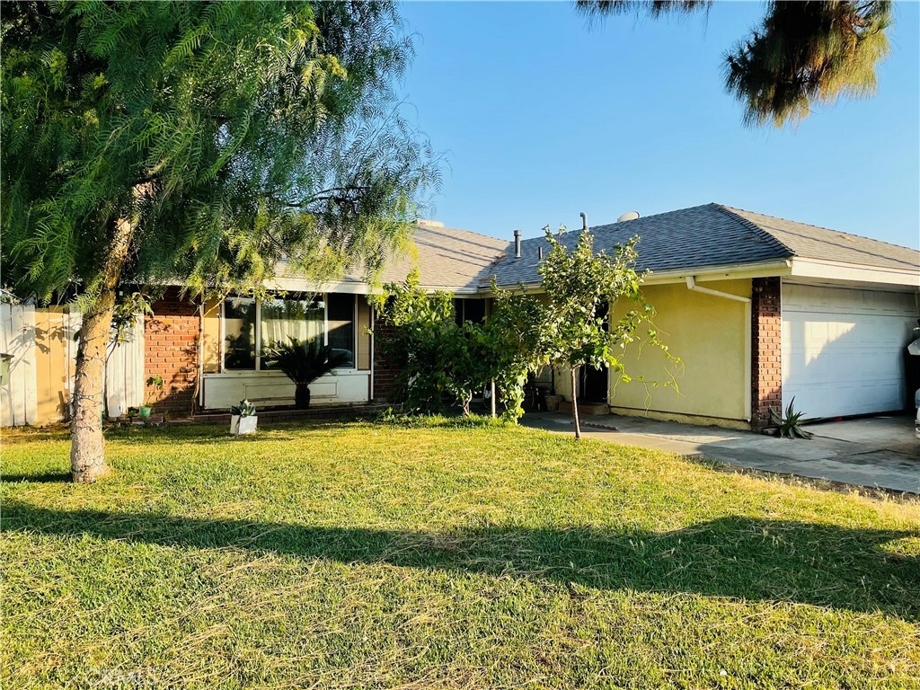 Property Photo:  7900 Temecula Place  CA 92503 