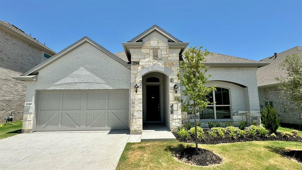 Property Photo: 3109 Lionsgate Drive TX 76226