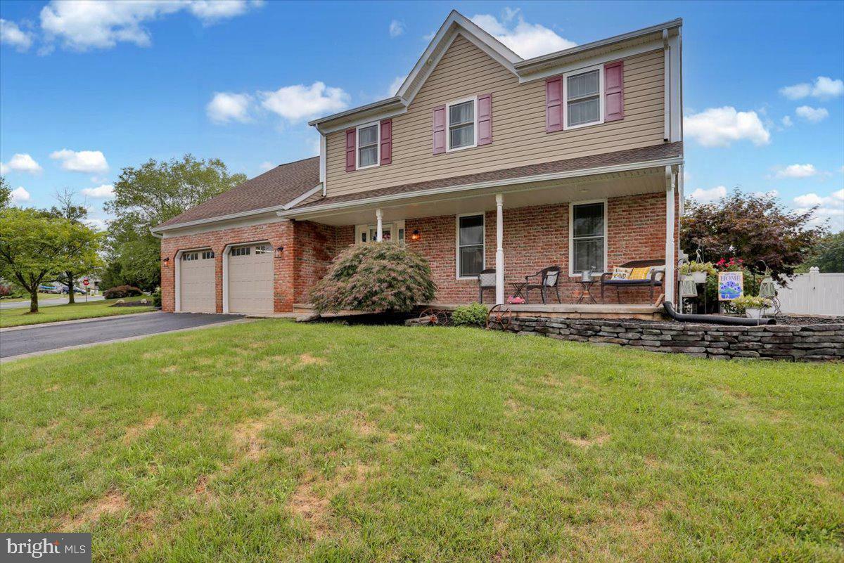 Property Photo:  208 Battenkill Drive  PA 19518 