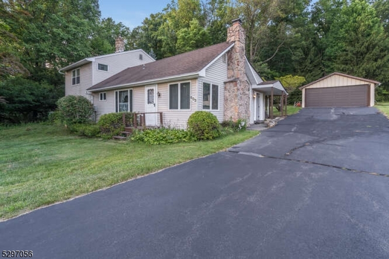 Property Photo:  603 Fox Farm Road  NJ 08802 