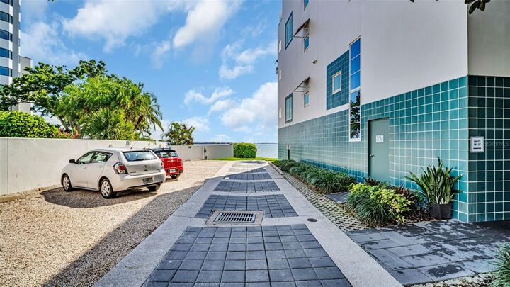 Property Photo: 4950 Bayshore Boulevard 3 FL 33611
