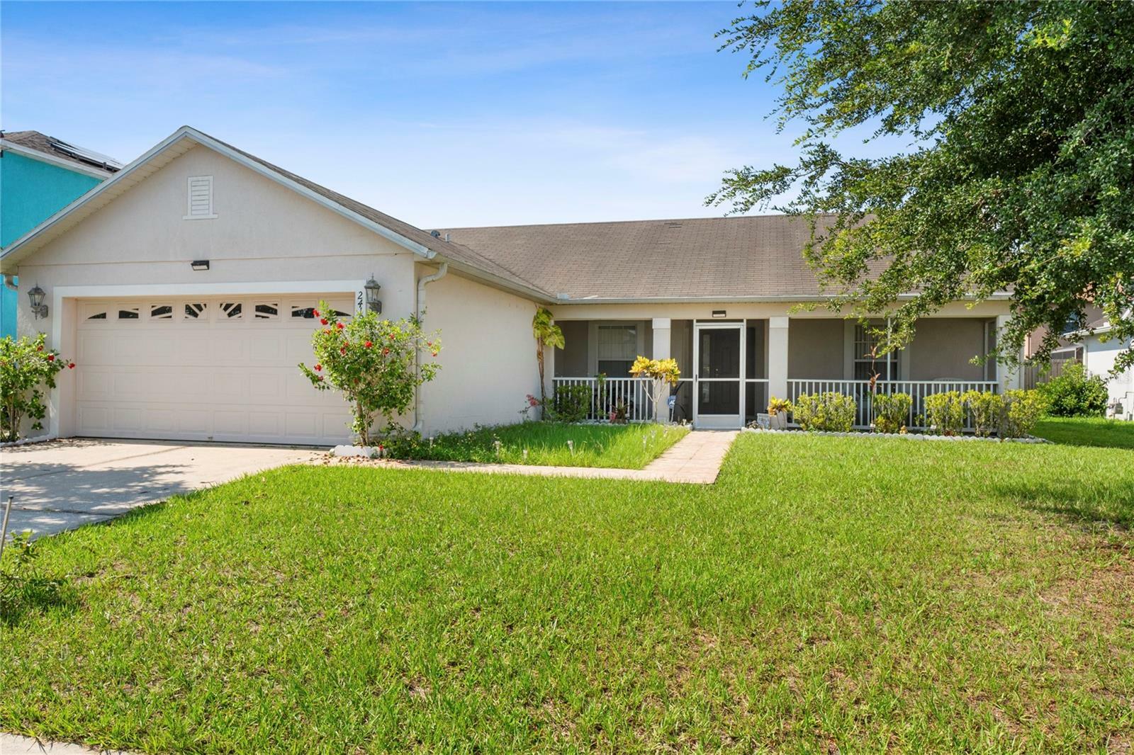 Property Photo:  2419 Willow Tree Lane  FL 34758 